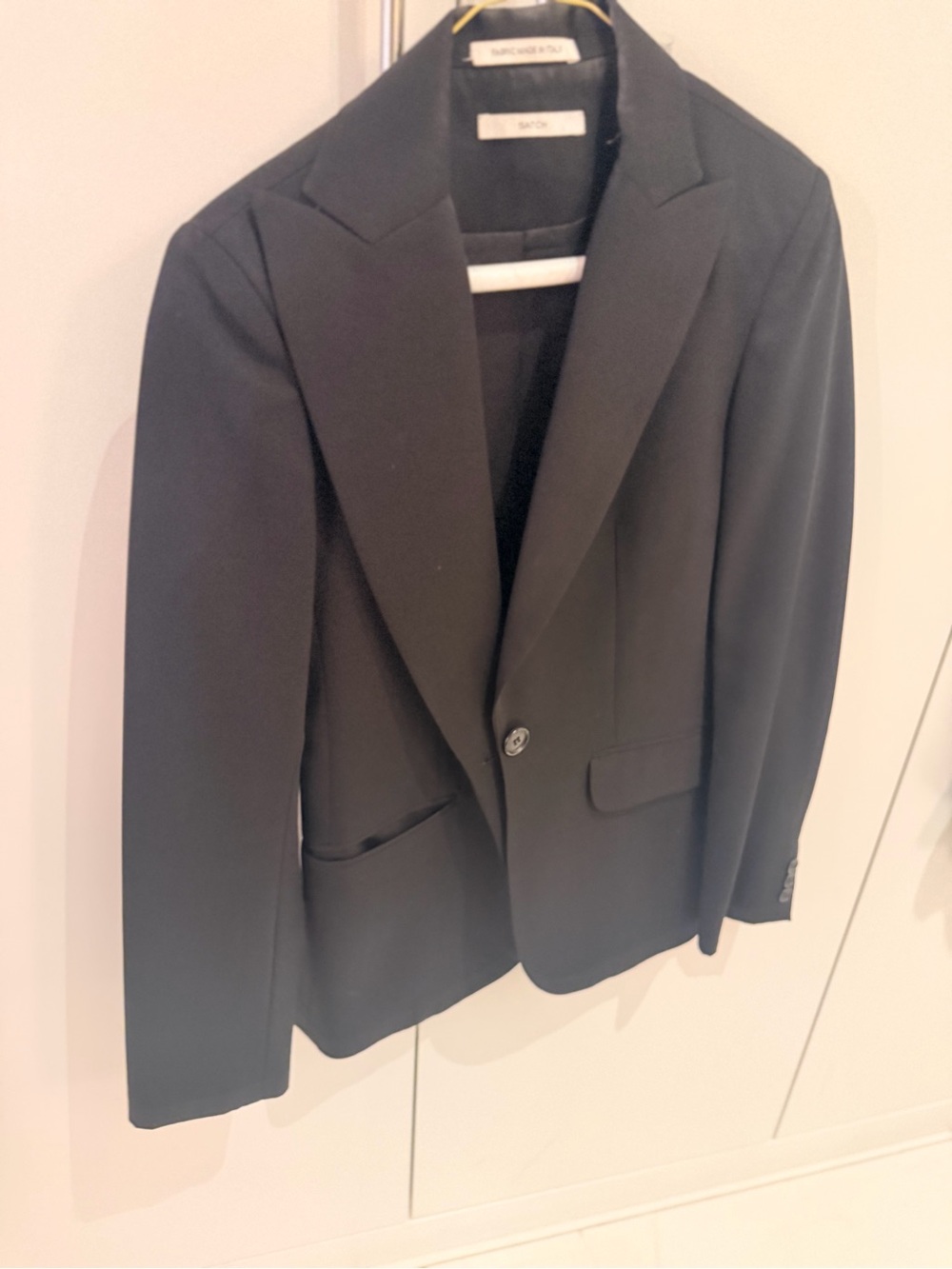 Black Single-Button Blazer suit.